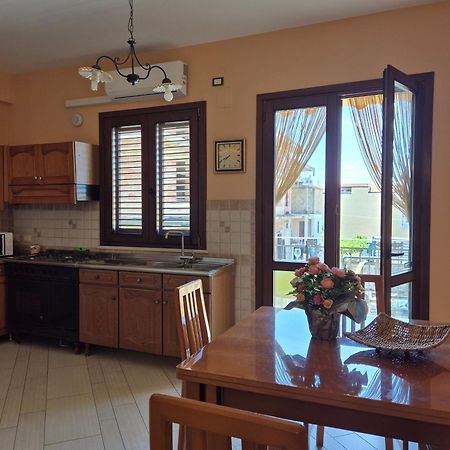 Appartamenti Sicilia Bedda Трапето Екстериор снимка