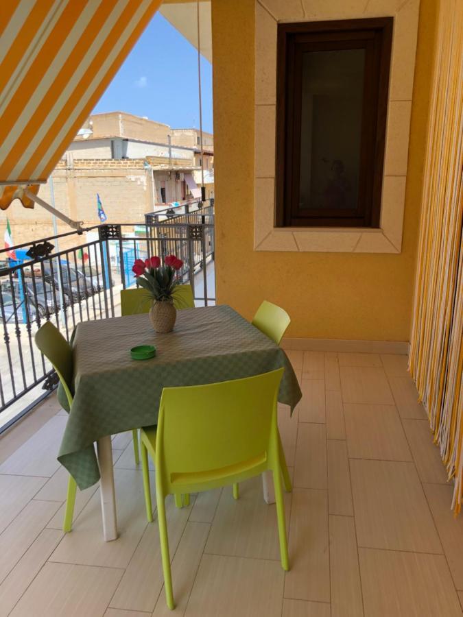 Appartamenti Sicilia Bedda Трапето Екстериор снимка