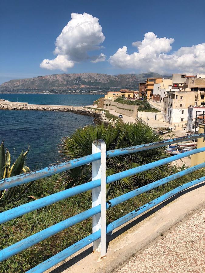 Appartamenti Sicilia Bedda Трапето Екстериор снимка